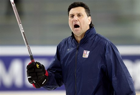 Vladimír Růžička na tréninku hokejové reprezentace po utkání s Lotyšskem.