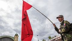 Na praském výstaviti se tradin na 1. máj sházejí komunisté.