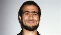 Terorista Omar Khadr bhem vznní v Kanad.