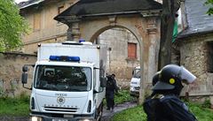 Policie zasahovala proti squatterm v usedlosti Cibulka v Praze