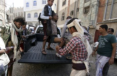 Konflikt v Jemenu si podle OSN od 19. bezna vyádal ji více ne 1400 obtí....