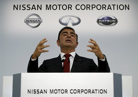 éf Nissanu Carlos Ghosn