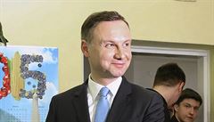 Polský kandidát na prezidenta Andrzej Duda pi volbách.