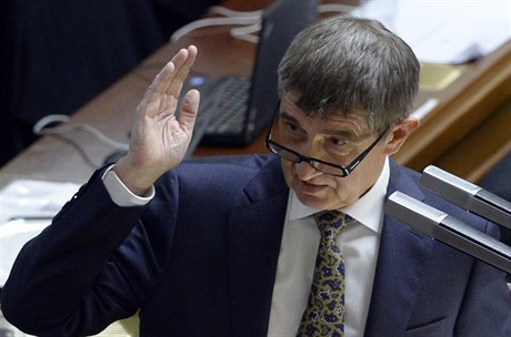 Ministr financí Andrej Babi vystoupil na schzi Poslanecké snmovny.