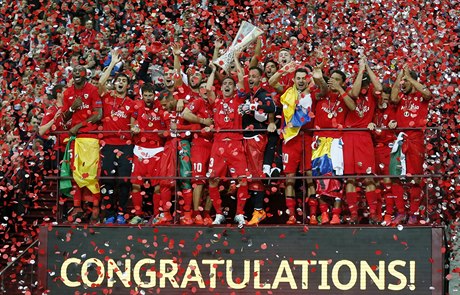 Fotbalisté Sevilly vyhráli Evropskou ligu ji potvrté.