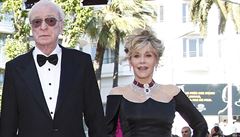 Herec Michael Caine a hereka Jane Fonda na promítání filmu "Youth" Paola...