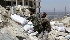 V boji s Asadovou armádou. Povstaletí islamisté z praporu Ansar al-am...