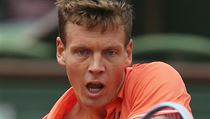 Tom Berdych bojuje o tvrtfinle French Open.