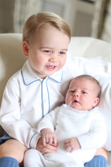 Následníci britského trůnu. Princ George a princezna Charlotte.