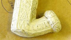 Keramická dýmka z 18. století nalezená u Chrudimy