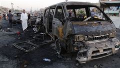 Sebevrah zatoil na policejn stanici v Bagddu, zabil destky lid