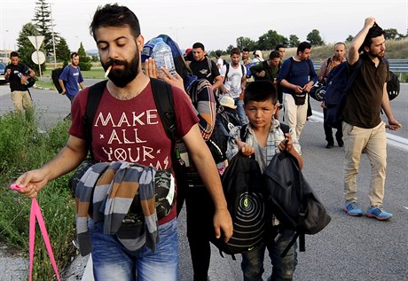 Syrští uprchlíci v městě Tabanovce na jihu Srbska u hranice s Makedonií.