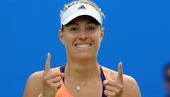 Nmka Angelique Kerberová porazila ve finále turnaje v Birminghamu Karolínu...