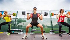 Silácké výrazy i úsm�v na pódiu pro instruktory.