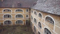 Takto vypadají Drádanské kasárny v Terezín v roce 2015. Po 200 letech odela...
