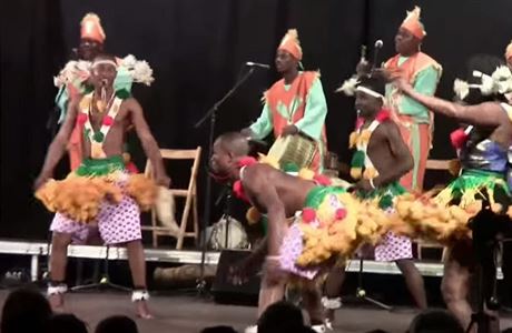 Vystoupení umlc z Beninu na festivalu BENIN danza.
