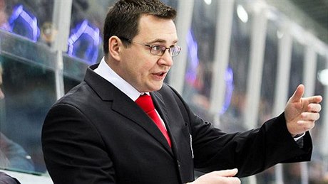 Hokejový trenér Andrej Nazarov.