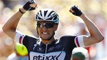 Zdenk tybar se raduje ze zisku 6. etapy na Tour de France.