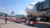 Airbus A380 společnosti Emirates v Praze 1. 7. 2015 u příležitosti pátého...