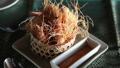 Krevety obaléné rýžovými nudlemi trefně nazývané v sargonu | na serveru Lidovky.cz | aktuální zprávy
