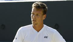 Berdych se rozlou�il s Wimbledonem u� v osmifinále.