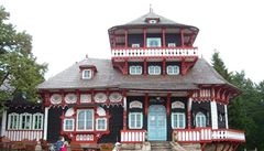 Nedávno vyhořelý dřevěný restaurační pavilon Libušín vznikl v letech 1898–1899... | na serveru Lidovky.cz | aktuální zprávy