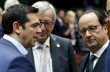 ecký premiér Tsipras, prezident Evropské komise Juncker a francouzský...