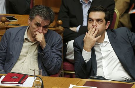 Premir Tsipras pi parlamentnm hlasovn.
