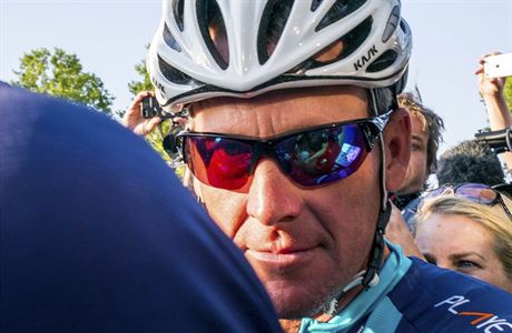 Lance Armstrong se vrtil na Tour de France coby len amatrsk skupiny...