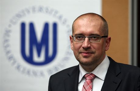 Rektor Masarykovy univerzity Mikul Bek
