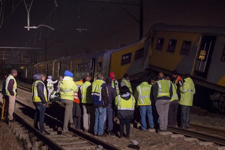 Sráka dvou osobních vlak u Johannesburgu.