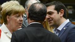 ecký premiér Tsipras s Angelou Merkelovou a Fracois Hollandem