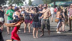 Colours of Ostrava 2015: Návtvníky osvení od hasi nadchlo.