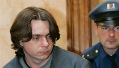 Paerák drog Emil Novotný stanul v roce 2007 v Brn ped Ústavním soudem.