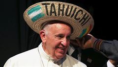 Pape Fratiek s typickým sombérem v Santa Cruz.