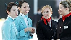 Stevardky ČSA zatím létají v uniformách OP Prostějov, to letušky Korean Air... | na serveru Lidovky.cz | aktuální zprávy