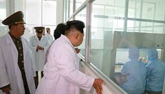 Kim ong-un na inspekci Pchjongjangského biotechnického institutu - podle KLDR...