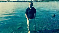 Ministr zahranií Lubomír Zaorálek (SSD) tráví dovolenou u rybníku "trká" v...