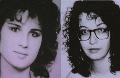 Kamila Fajtová (vlevo) a Dita Hrabánková, zavradné dívky v roce 1992.