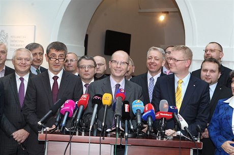 Bohuslav Sobotka (ČSSD) promlouvá po podepisování koaliční smlouvy.