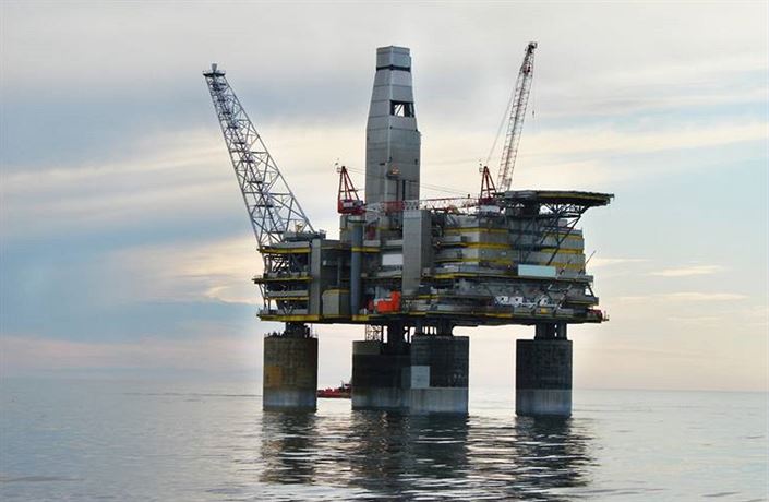 Tapet av Greenpeace.  Norsk domstol gir grønt lys til oljeutvinning i Barentshavet