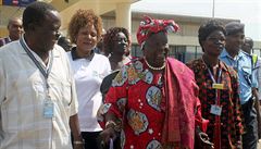 Sarah Hussein Obamová, babika amerického prezidenta, na letiti v Kisumu na...