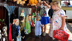 D�ti mají mezi loutkami skute�n� na výb�r