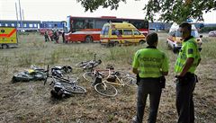 Po nehod rychlík u Horaovic skonilo v nemocnici 15 lidí.