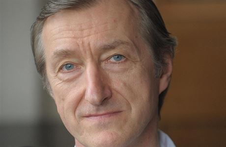 Julian Barnes