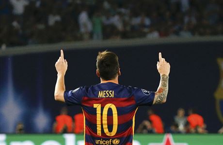 Lionel Messi z Barcelony oslavuje vstelenou branku.