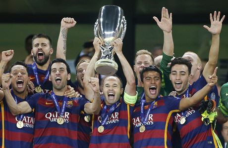 Fotbalisté Barcelony získali popáté v historii Superpohár.