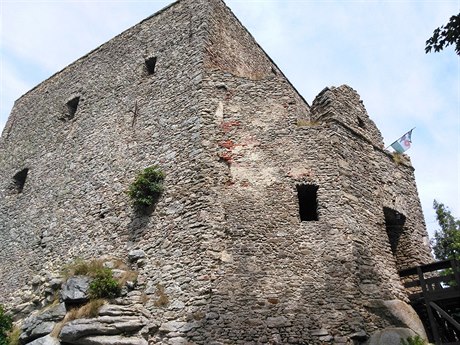 Zícena hradu Vítkv Hrádek.