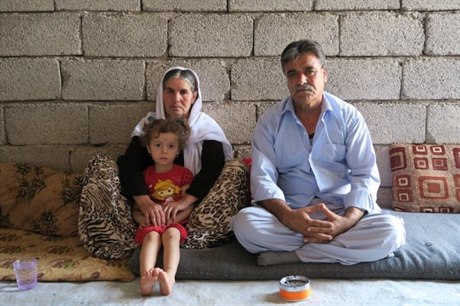 Hadi Charmíd ije s rodinou v nedokoneném dom, kde nali útoit po útku z...