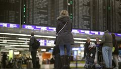 Výpadek systému ochromil letiště v USA. Spoje nabírají hodinová zpoždění